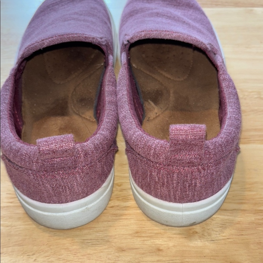 Maurices Purple Slip-On Sneakers size 9 - Picture 6 of 8